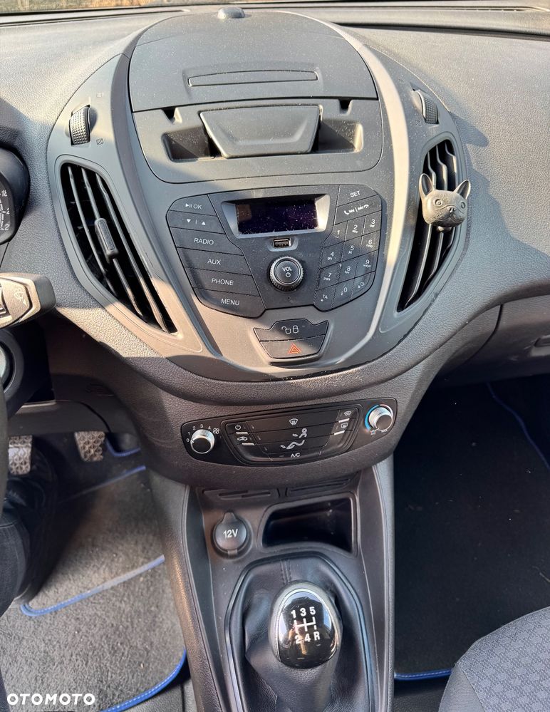 Ford Transit Courier - 9
