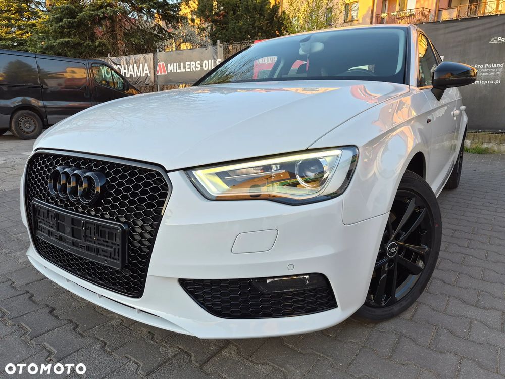 Audi A3 Sportback 1.4 TFSI S line Sportpaket - 2