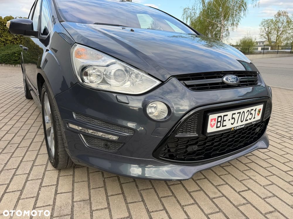 Ford S-Max - 22