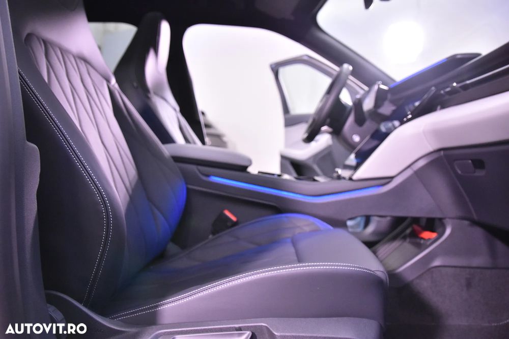 Ford Explorer RWD 77 kWh Extended Range Premium - 11