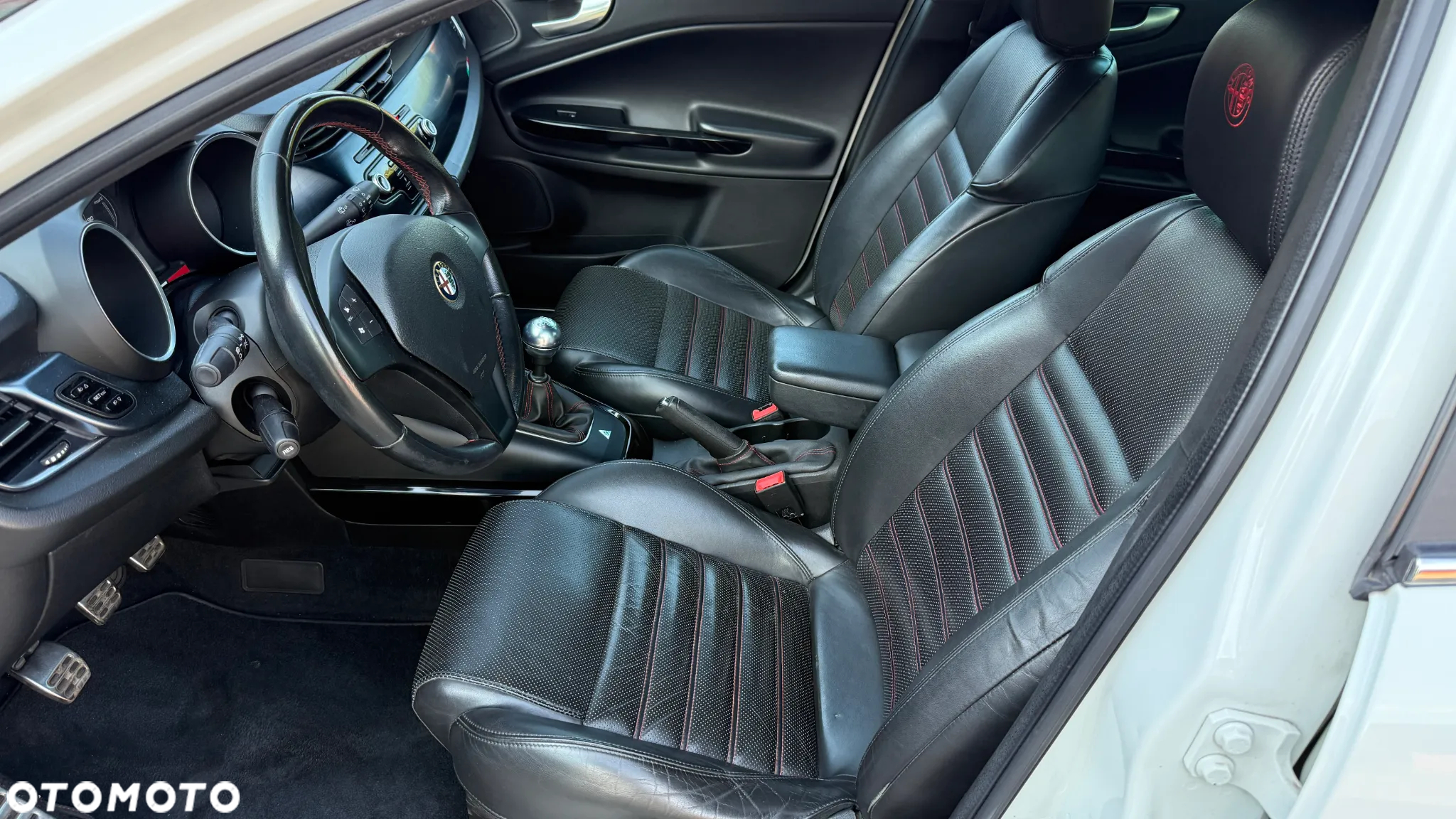Alfa Romeo Giulietta 1750 TBi Quadrifoglio Verde - 9