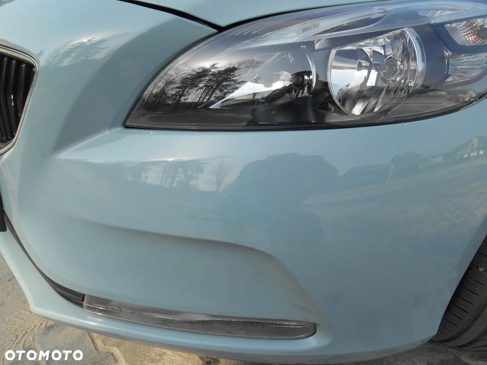 Volvo V40 D2 - 8