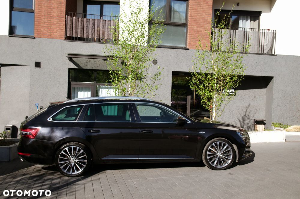 Skoda Superb 2.0 TSI L&K DSG - 8