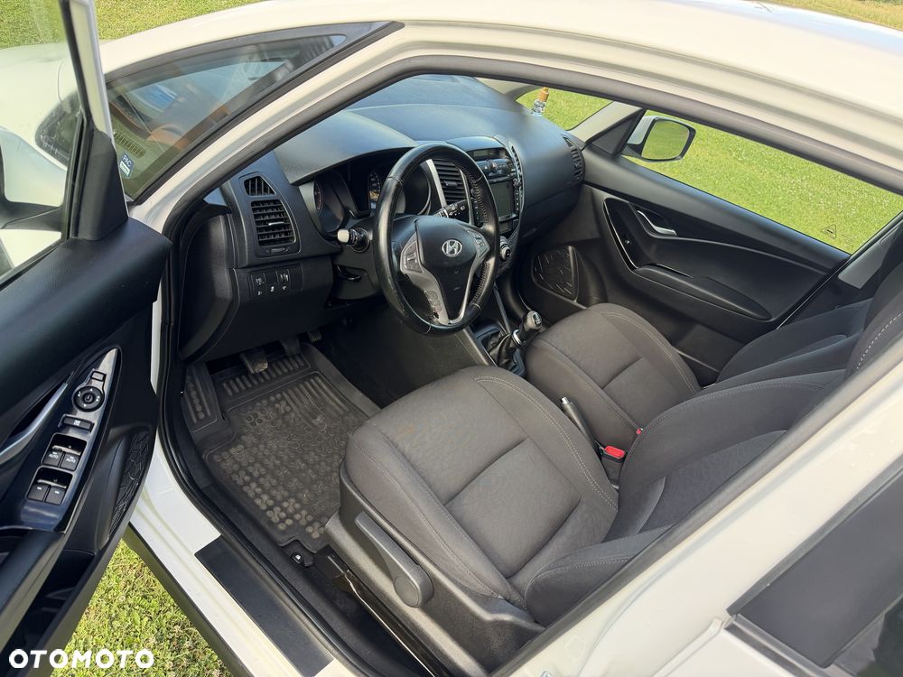 Hyundai ix20 - 6
