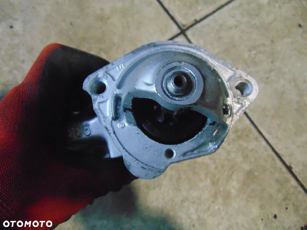 Rozrusznik Audi a4 b5 1,6 po regneracji - 2