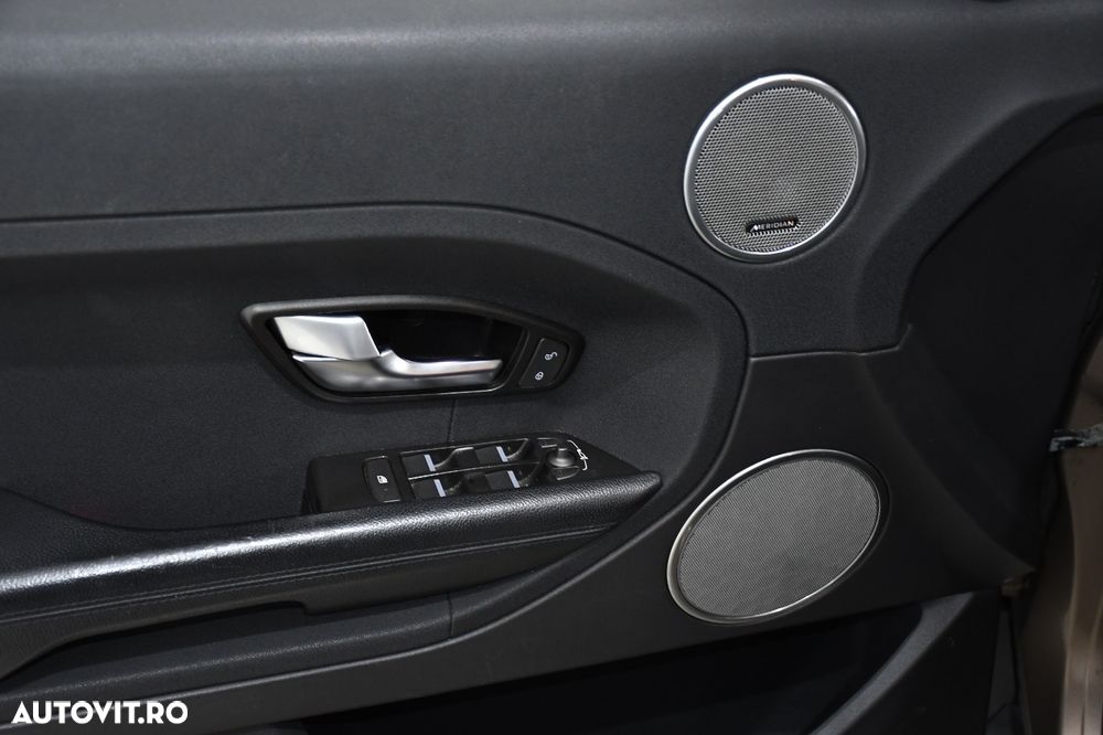 Land Rover Range Rover Evoque - 24