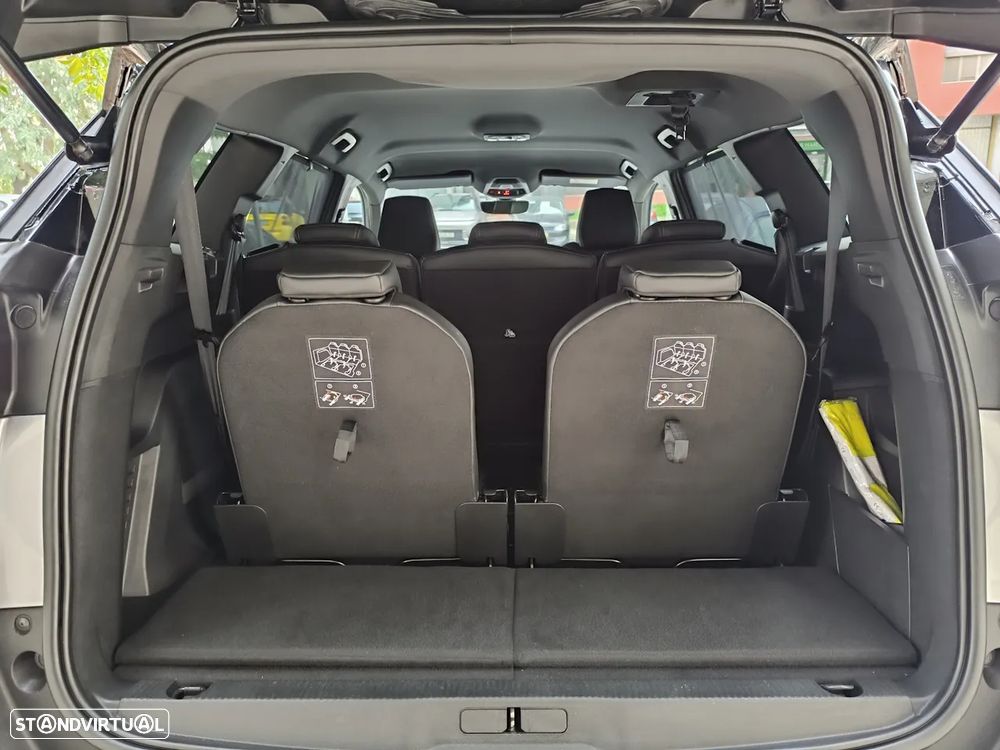 Peugeot 5008 PureTech 130 EAT8 Stop & Start GT - 35
