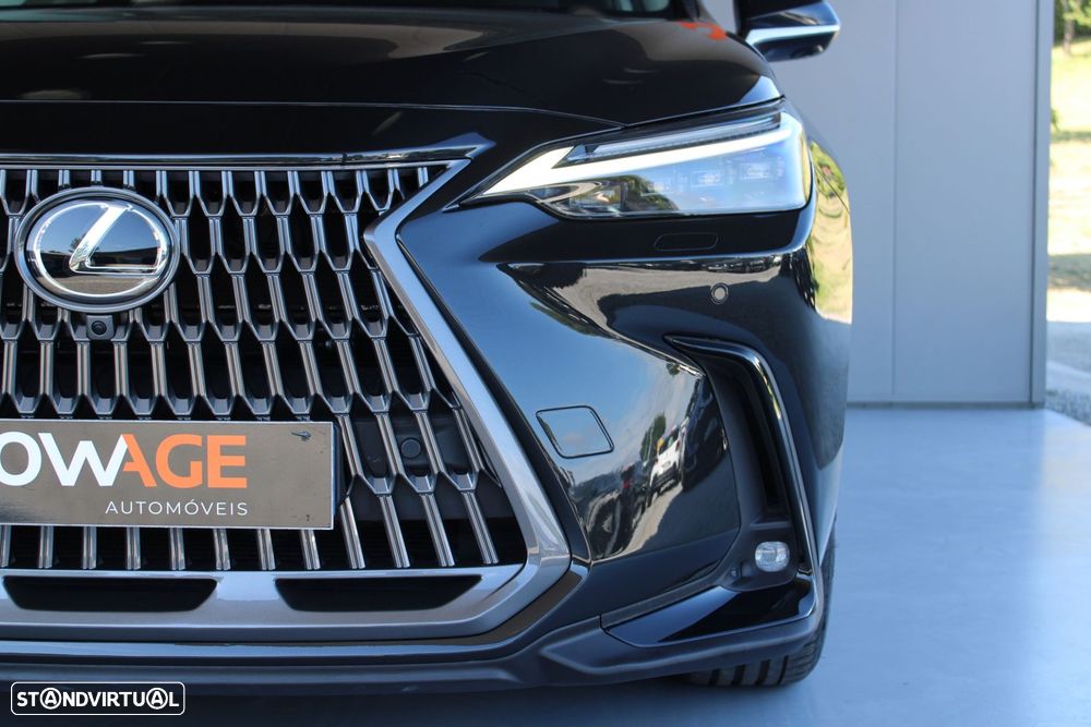 Lexus NX 450h+ Executive - 46