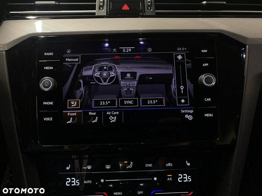 Volkswagen Passat Variant - 33