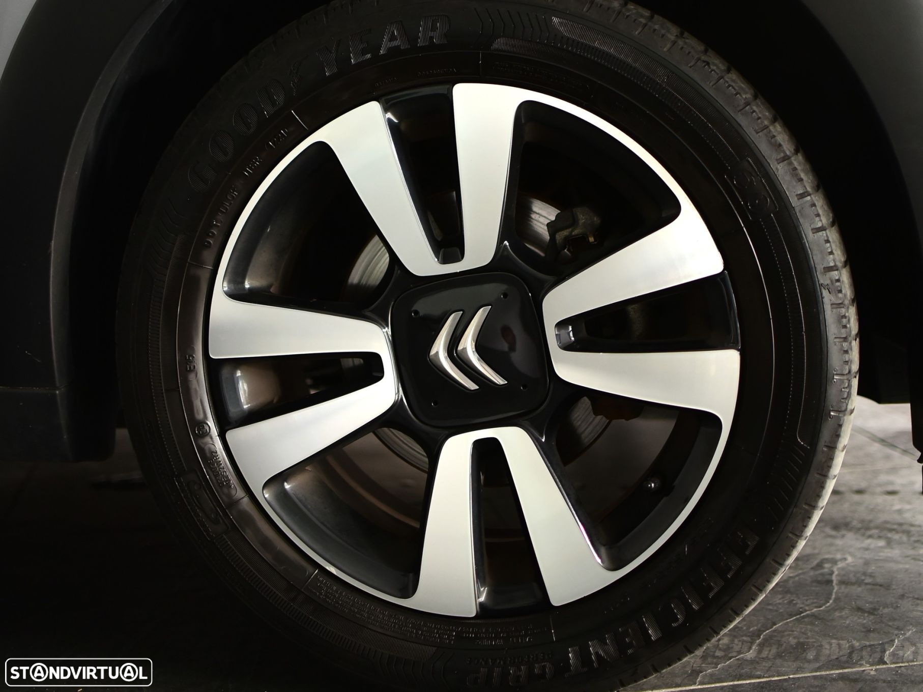 Citroën C3 1.2 PureTech C-Series - 22