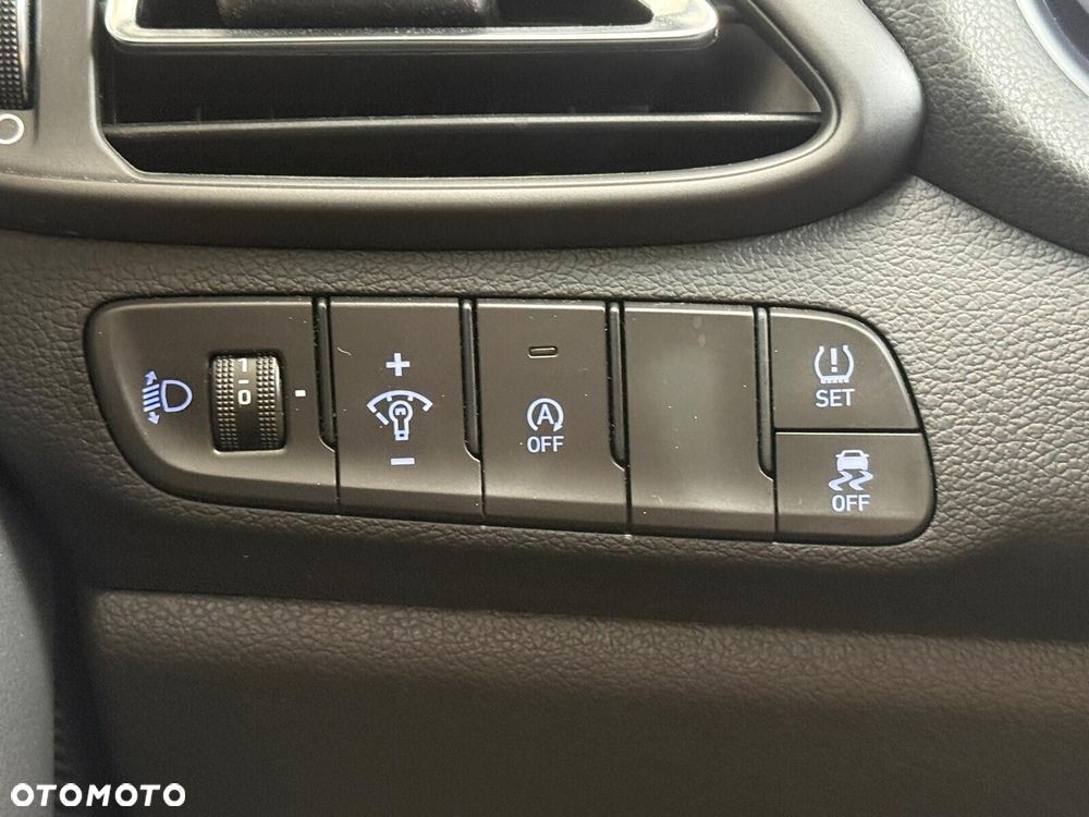 Hyundai i30 1.5 DPI Comfort - 26