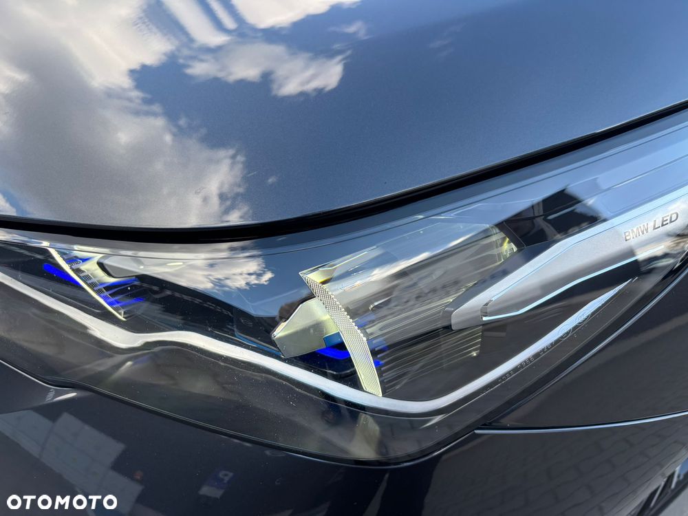 BMW Seria 5 520d xDrive mHEV M Sport - 5