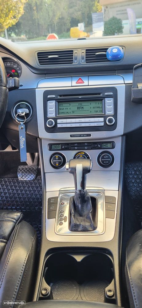 VW Passat Variant 2.0 TDi Confortline DSG - 4