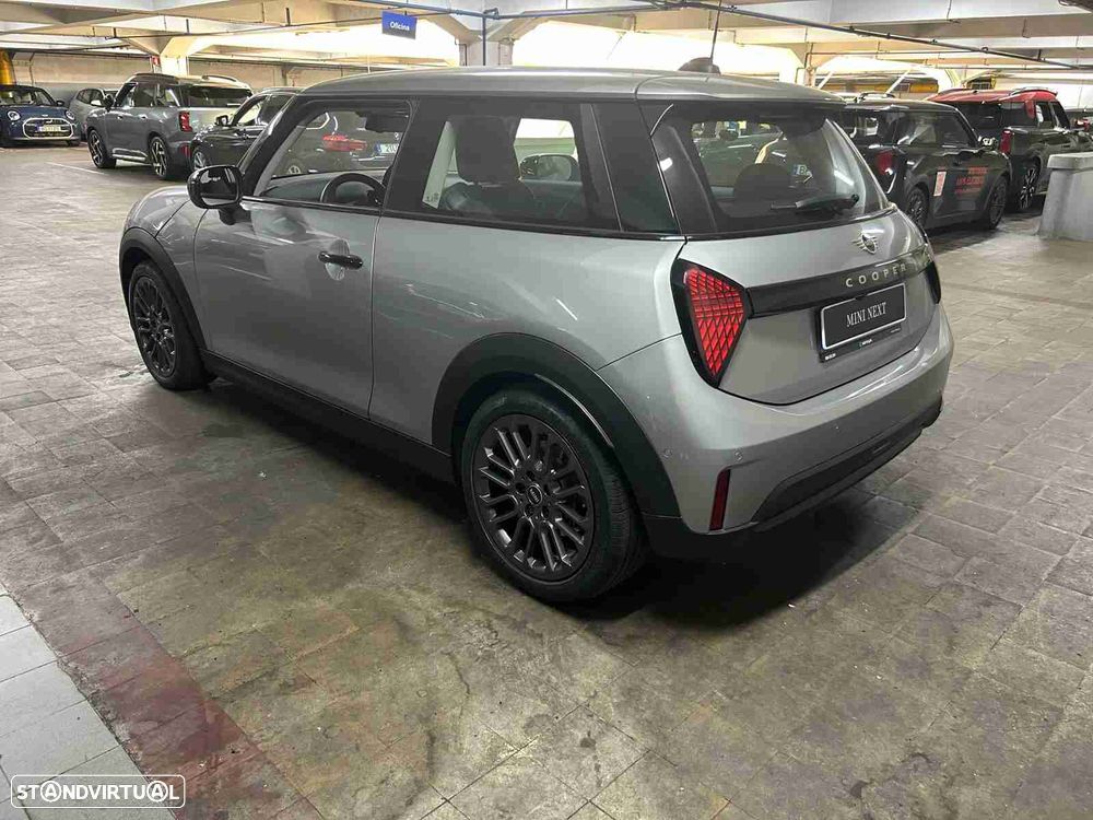 MINI 3 Portas Cooper C Classic - 11