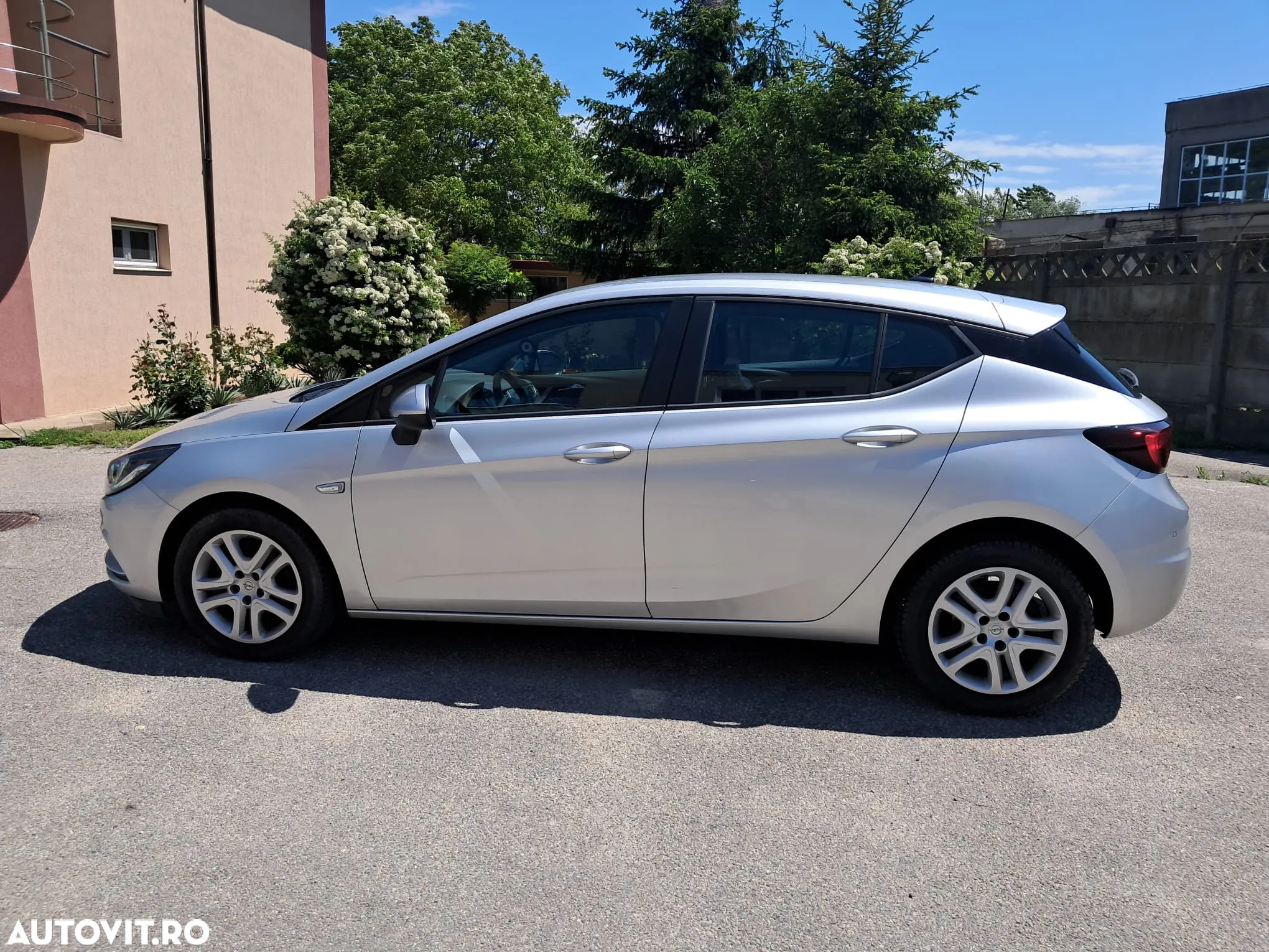 Opel Astra 1.6 CDTI ECOTEC ECOFlex Start/Stop Innovation - 19