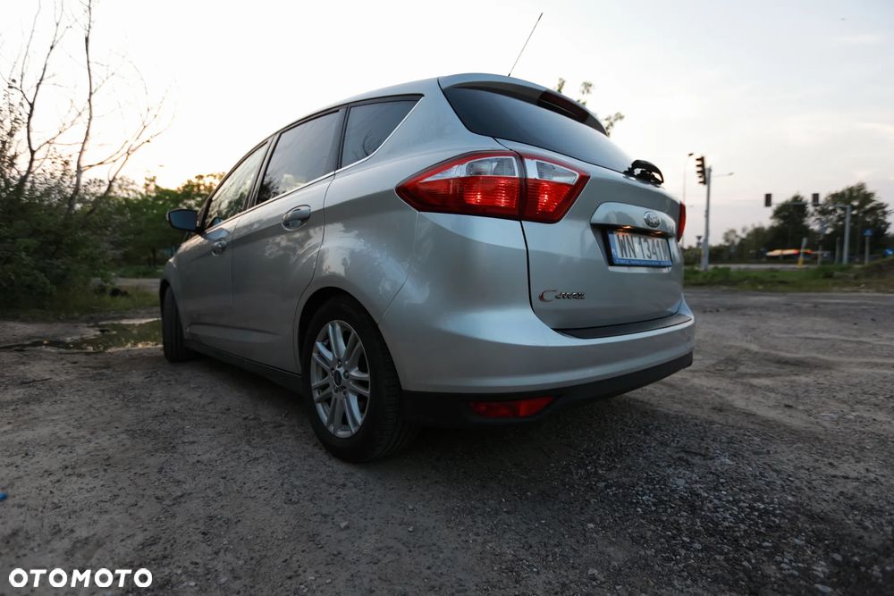 Ford C-MAX 2.0 TDCi Titanium - 6