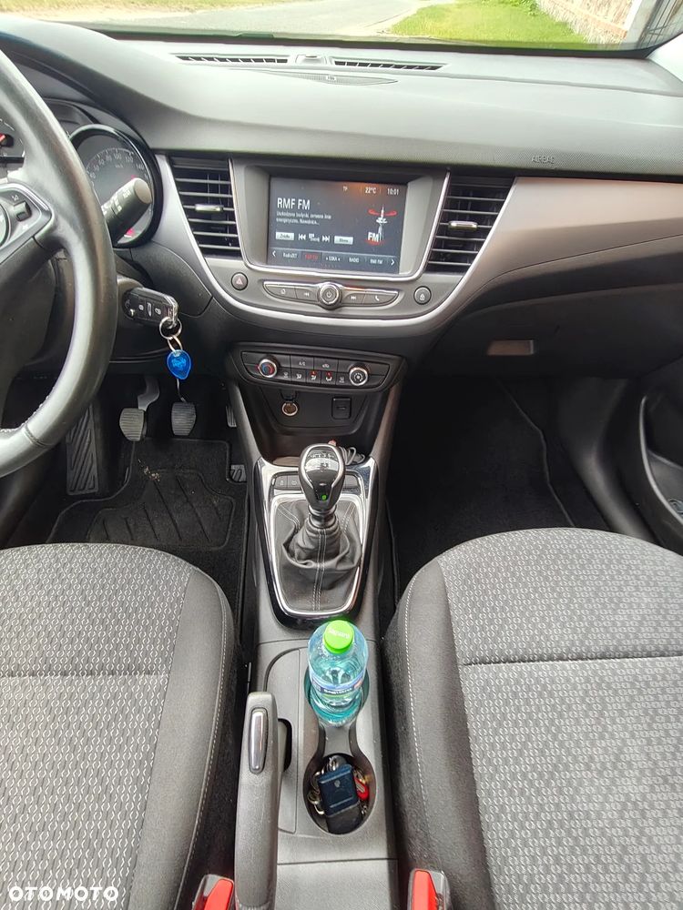 Opel Crossland X 1.2 T Eco Design Line S&S - 14