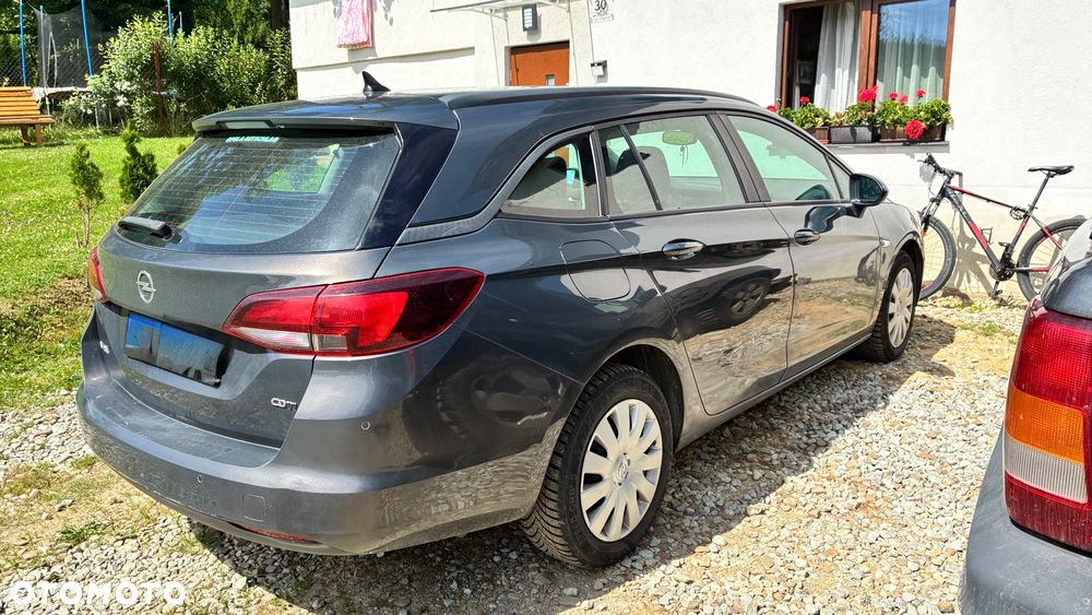 Opel Astra 1.6 CDTI Active - 2