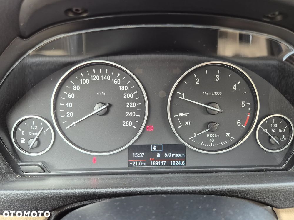 BMW Seria 3 318d Luxury Line - 14