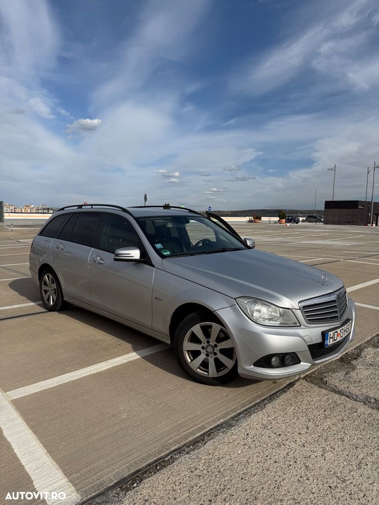 Mercedes-Benz C - 9