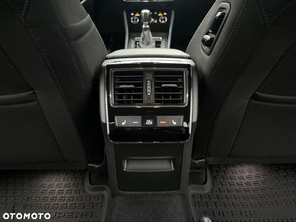 Skoda Superb - 35