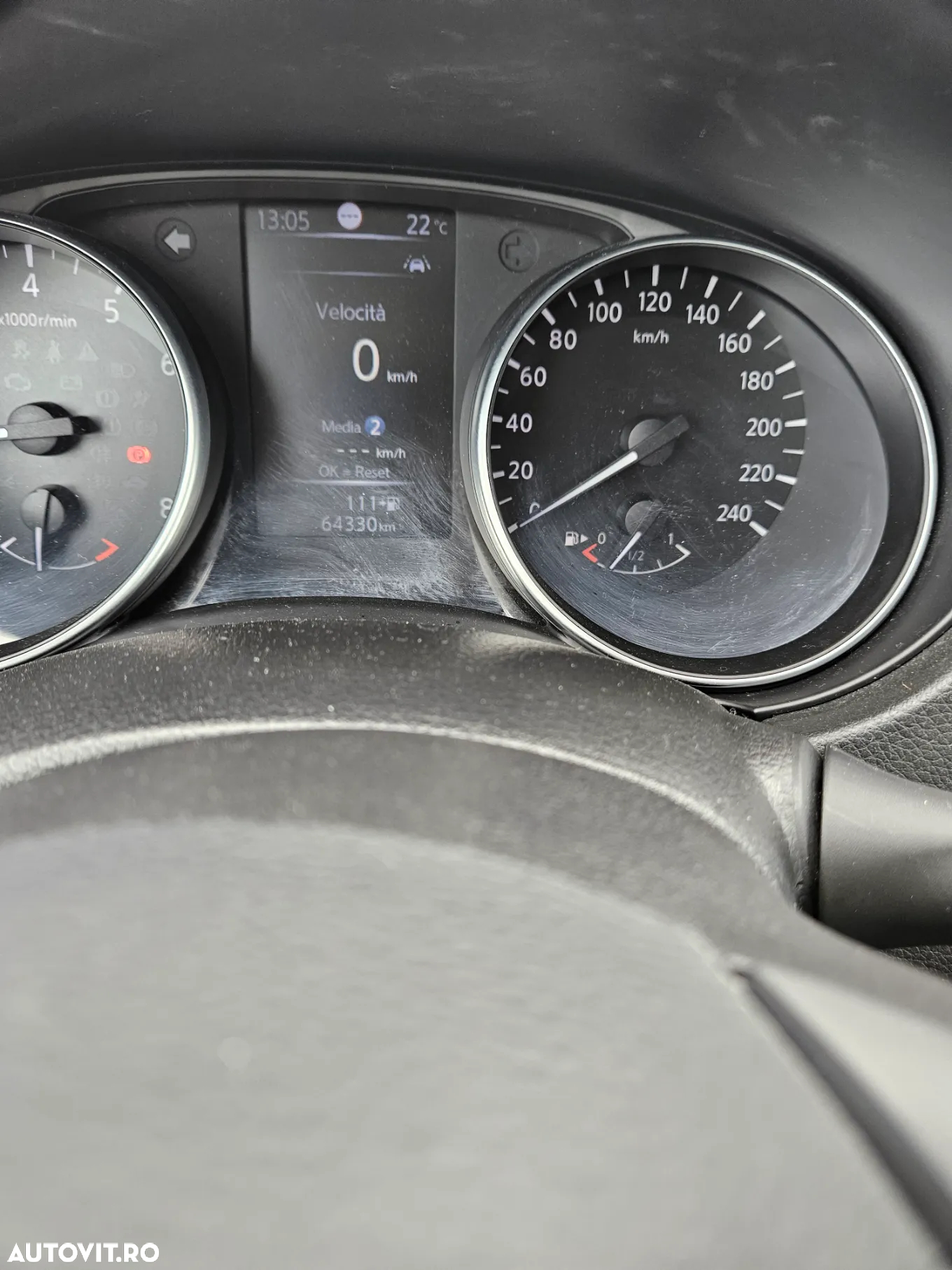 Nissan Qashqai 1.3 DIG-T N-CONNECTA - 11