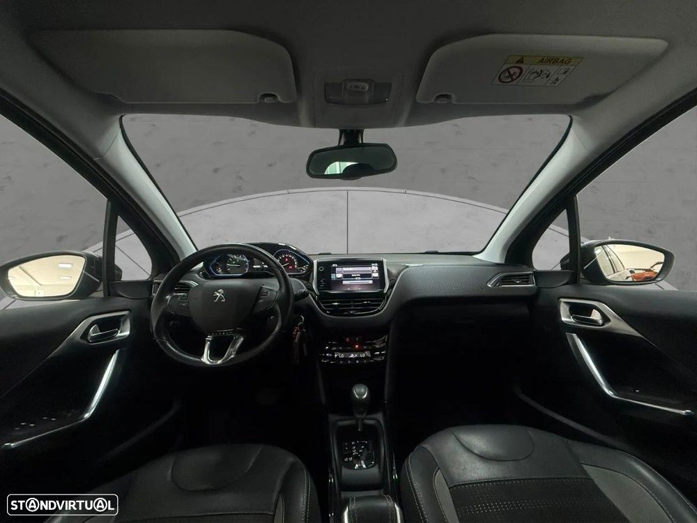 Peugeot 2008 PureTech 110 GPF Stop&Start EAT6 Allure — fotografia 13