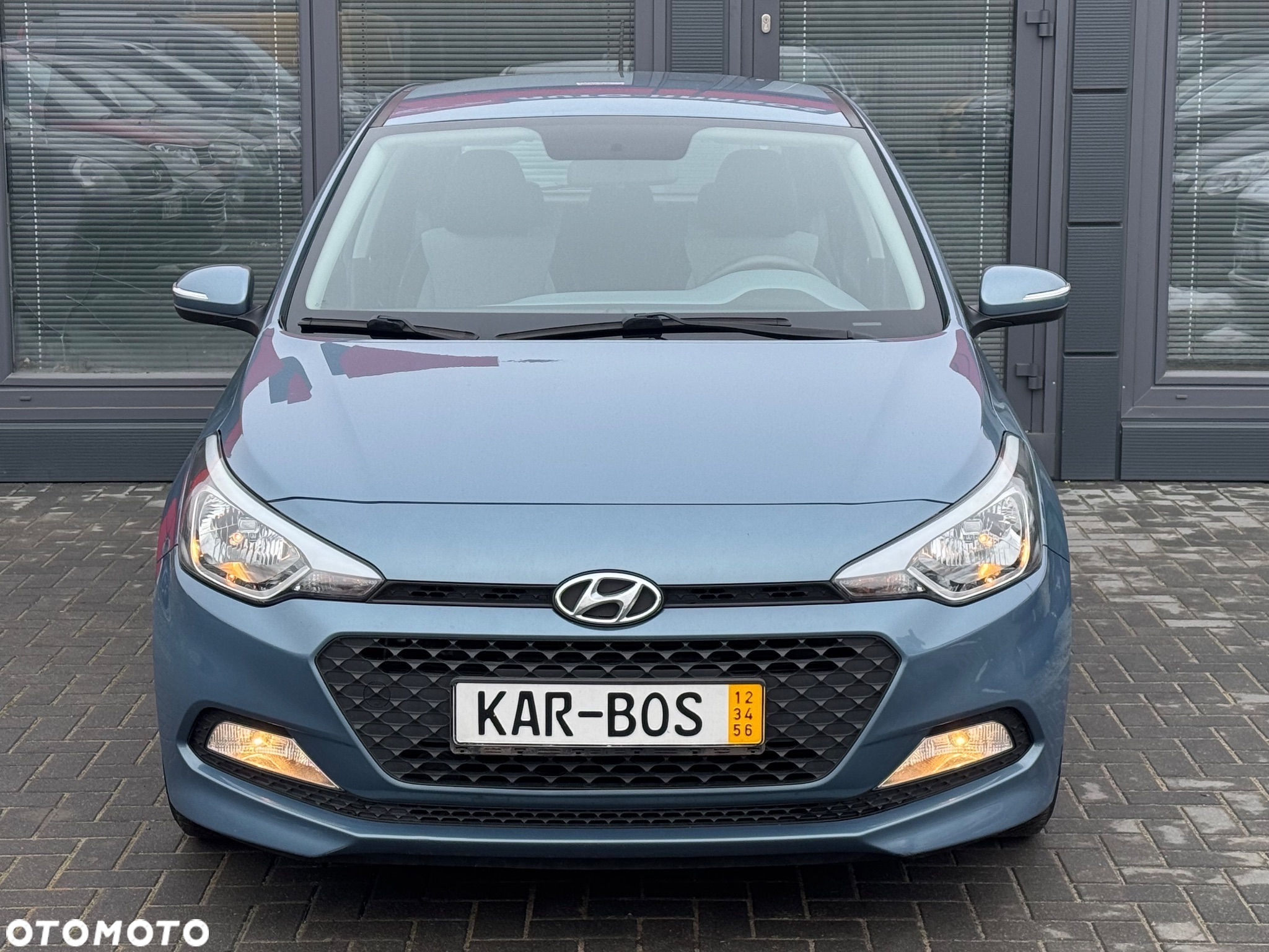 Hyundai i20 blue 1.2 Classic - 3