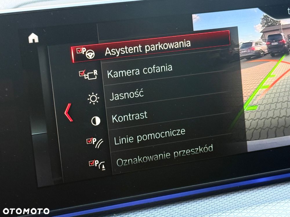 BMW Seria 5 520d xDrive Touring M Sport Edition - 29