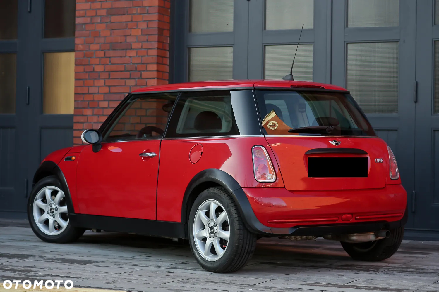 MINI ONE - 12
