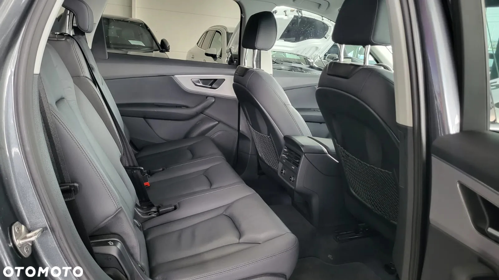 Audi Q7 - 10