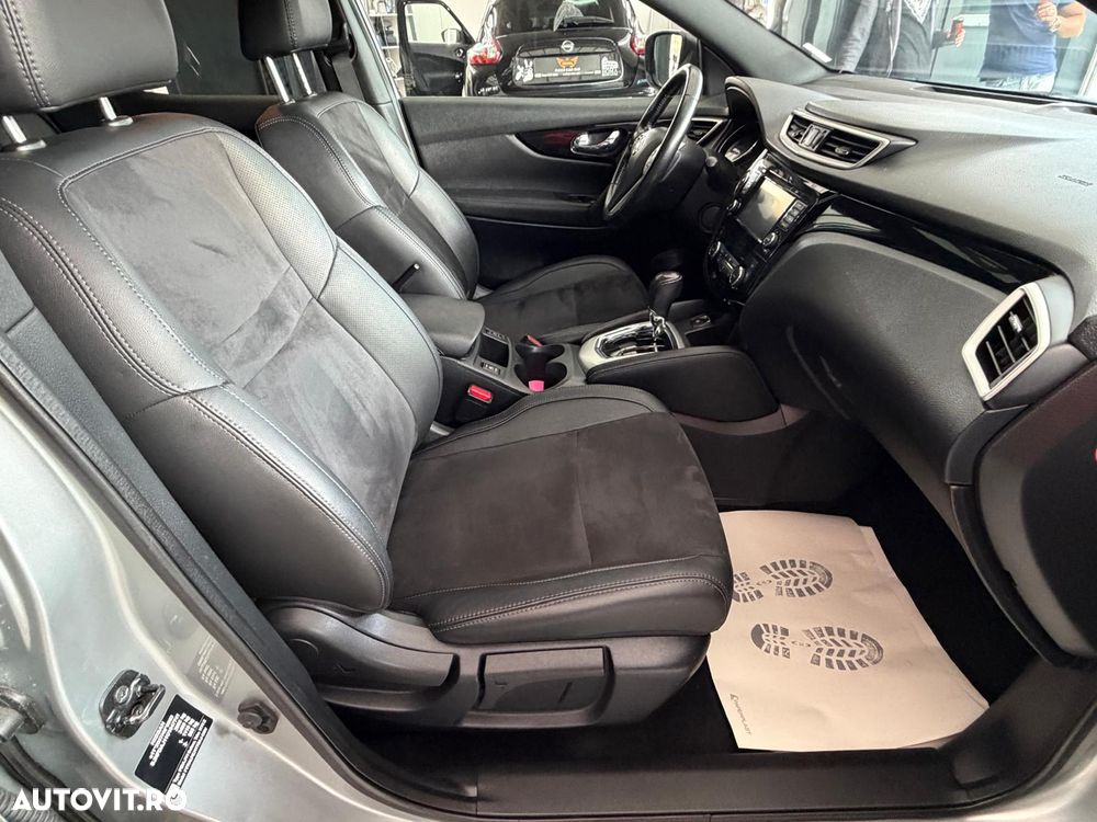 Nissan Qashqai 1.6 DCI Xtronic TEKNA - 11