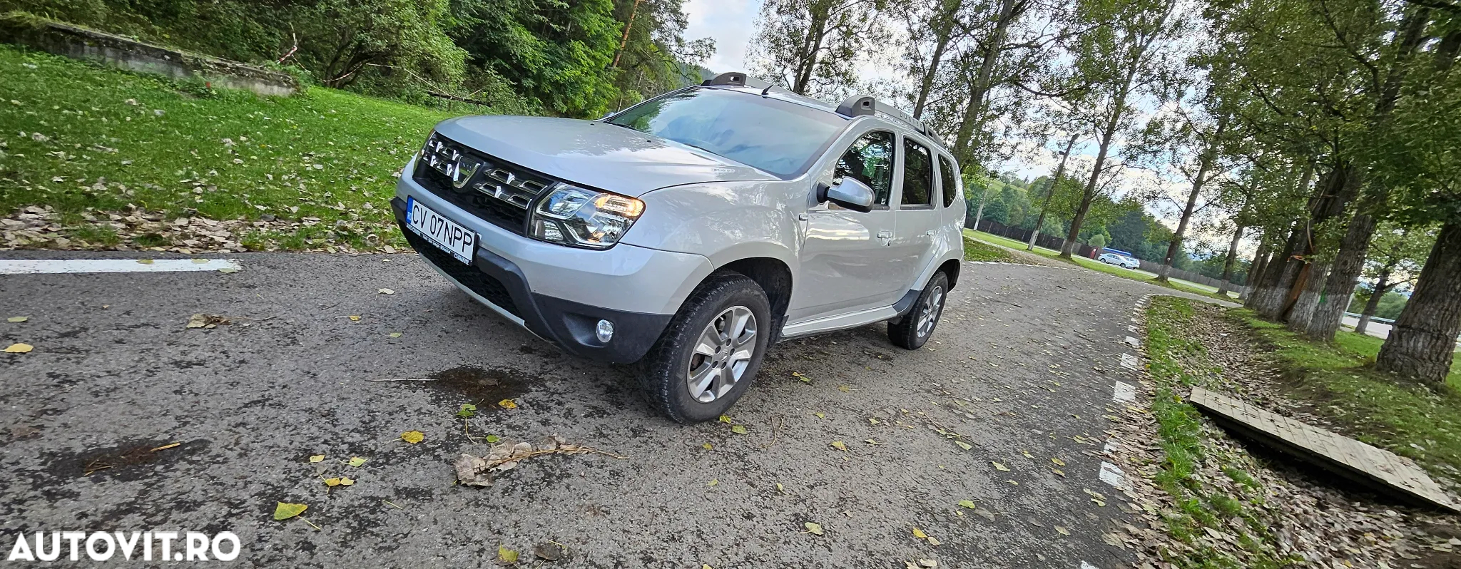 Dacia Duster 1.5 dCi 4x4 Laureate - 2