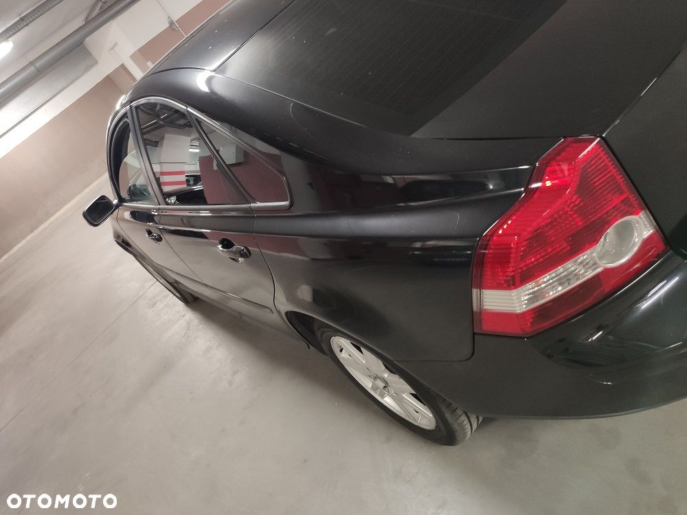 Volvo S40 1.8 Momentum - 5