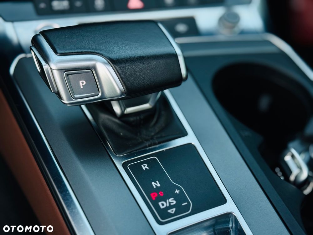 Audi A6 Avant 35 TDI S tronic design - 16