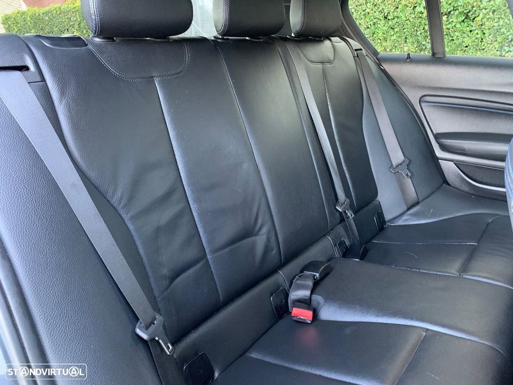 BMW 116 d Pack M Shadow Auto - 12