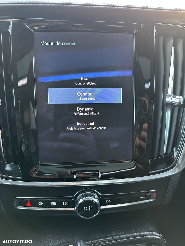 Volvo S90 D5 AWD Geartronic Inscription - 19