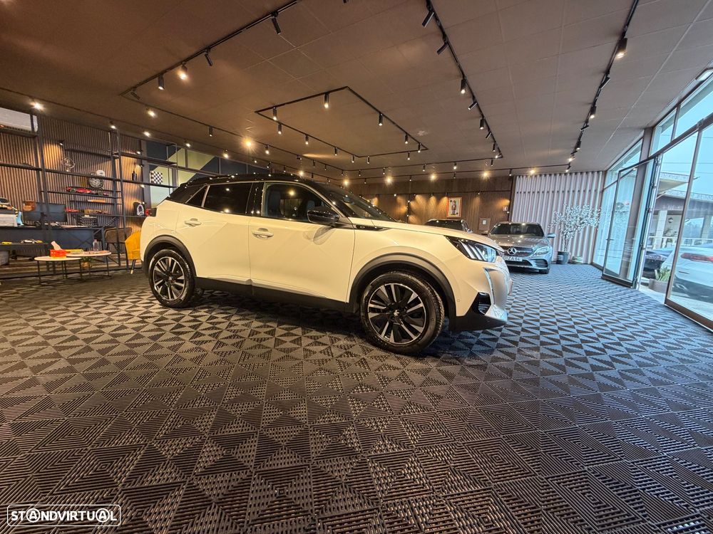 Peugeot e-2008 GT Pack - 8