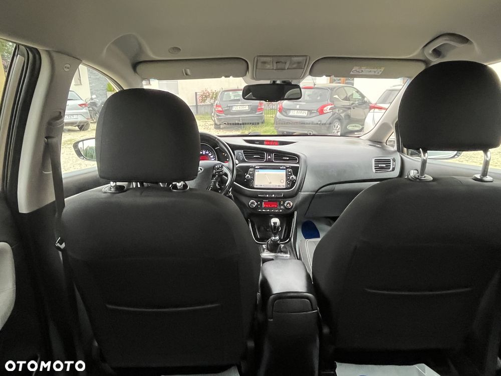 Kia Ceed 1.6 GDI ISG Spirit - 10