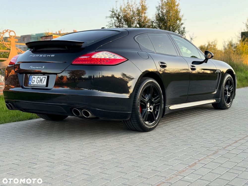 Porsche Panamera S PDK - 8