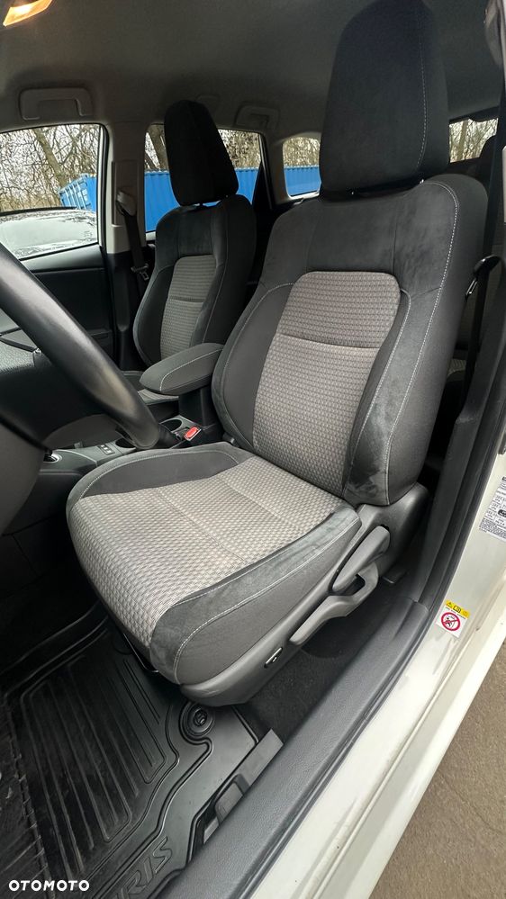 Toyota Auris 1.8 HSD Luna - 18