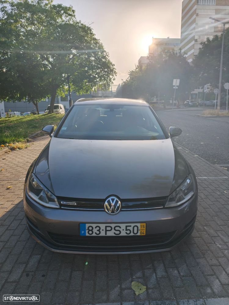 VW Golf 1.6 TDi BlueMotion Confortline - 3