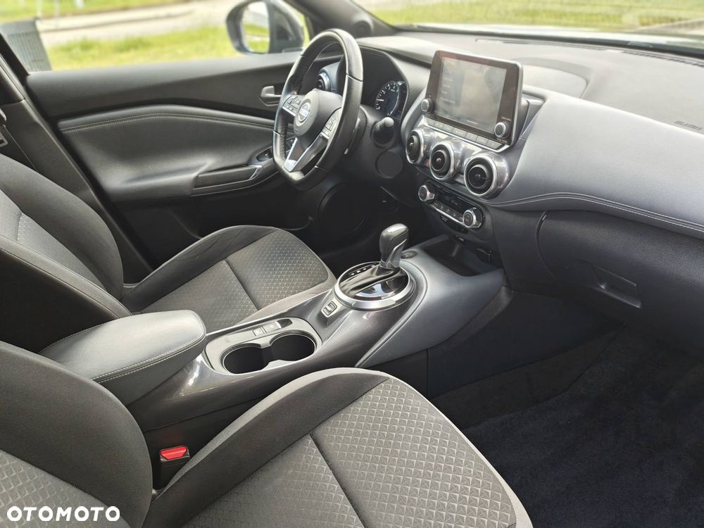 Nissan Juke 1.0 DIG-T N-Connecta DCT - 13