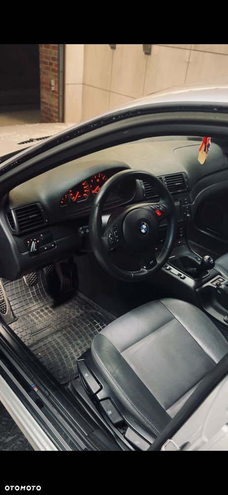 BMW Seria 3 325i - 2