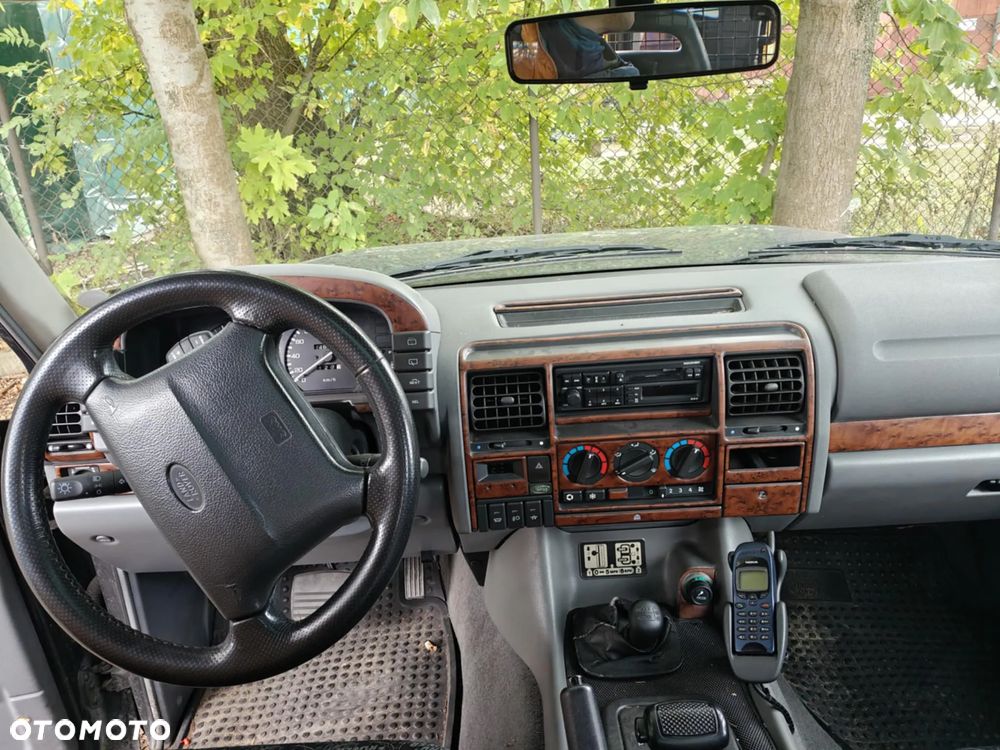 Land Rover Discovery - 9