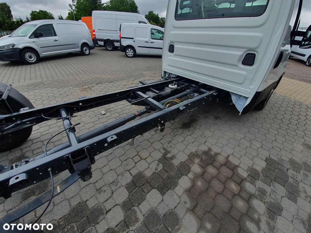 Iveco DAILY 35S18 3,0 180KM - 13