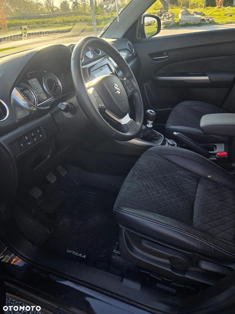 Suzuki Vitara 1.4 Boosterjet SHVS Elegance Sun 4WD - 12