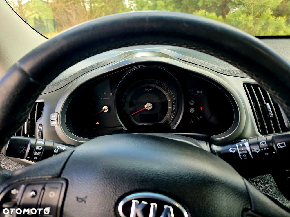 Kia Sportage 1.7 CRDI 2WD Attract - 10