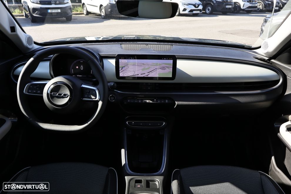 Fiat 600 1.2 Hybrid - 11