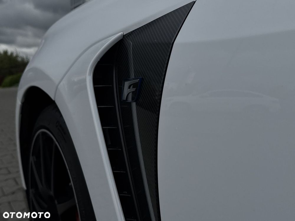 Lexus RC F Track Edition - 14